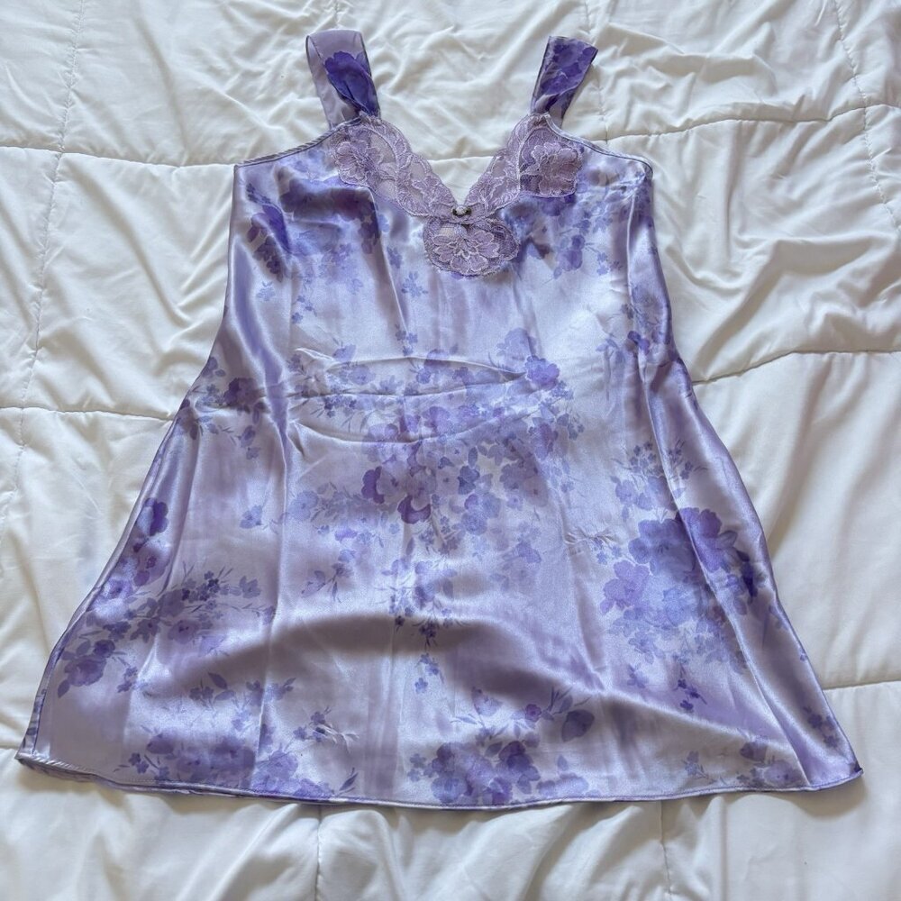 Vintage 90s Y2K Lilac Purple Floral Chemise Lace Womans Large Slip Coquette